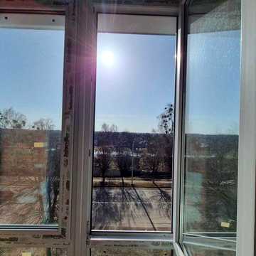 Продаю 2 кімнатну квартиру під ремонт в центрі міста (район РДА)
