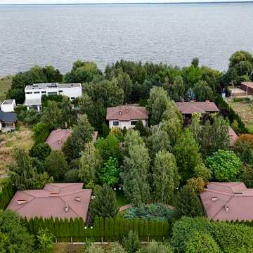 Тиха локація Київської обл! Продаж 6-ти будинків на території 1 га з власним виходом до Київського моря! Лютіж, вул. Левадна, 43! Без комісії!