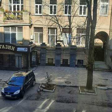 Довгострокова оренда 2к Квартира Михайля Семенка (Чайковська) вулиця