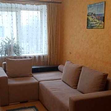 Здам 2-кімнатну квартиру вул.Військової  Доблесті