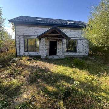 Продаж 2 поверхового будинку з ділянкою, р-н П'ятничани