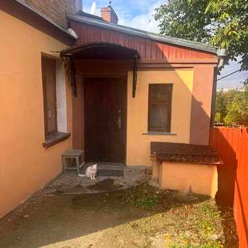 (8) Продам частину будинку на ближньому Старому місті 1200