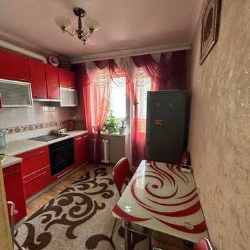 Длительная аренда 1 кв р-н 6 школы ,7т 1/16