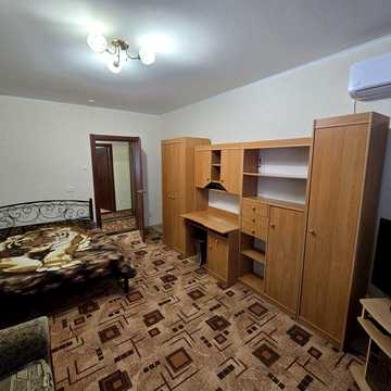 Парк за дверью, в доме свет — лучше места в городе нет!
