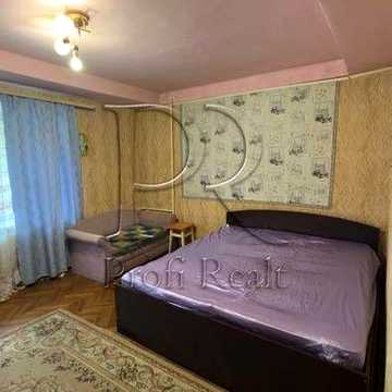 Продаж 1 кімн. квартири за адресою Голосіївський проспект 124