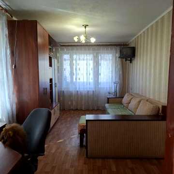 ПРОДАЮ 3 к.кв.площа Перемоги,вул.Космонавтів