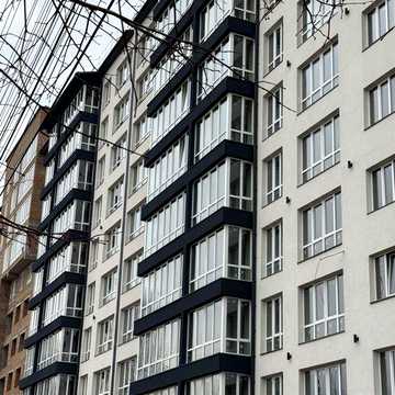 3 кімнатна новобудова 9/10 площею 85.5кв.м. ЖК Чернівці житлобуд