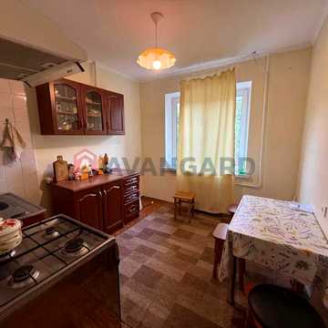 Продам 3к квартира 1й этаж Победа 54 500$