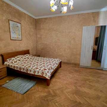 Оренда квартири, капремонт, Пироговська/ район Школи