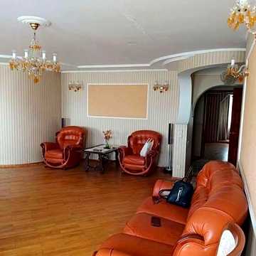 Продам 4х.кім квартиру в Центрі