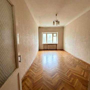 Продаж 3-кімнатної квартири в самісінькому центрі міста!
