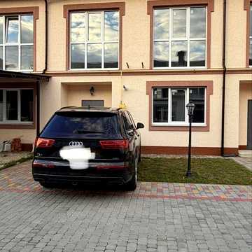 таун хаус Паларіс 52000