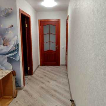 Продам свою  3 ком.квартиру с подвалом 3 метра ж/м Покровский 5д