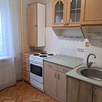 Двухкомнатная квартира на Заболотного/ ТЦ Семья