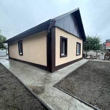 Я хозяин   здаю свой дом  в днепре левий берег красная линия после евро ремонта первая здача