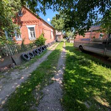 Продам два будинки склад хату дом у Вишгородському районі з технікою