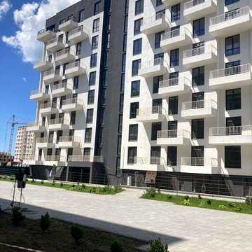 Без комиссии. 1к. квартира. Оплата частями возможна.  Новый дом.