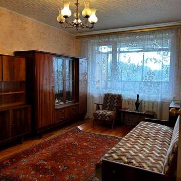 Продам 1-ну квартиру  вул. Незалежності(Тітова) без % ріелтору!