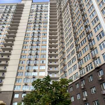 Продаж видової 3-кімн. квартири 71.9 м #178; з лоджією у ЖК «34 Перлина»