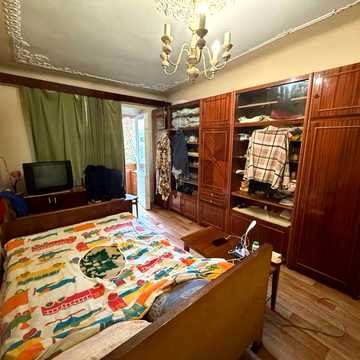 Продаж 2-кімнатної квартири по вулиці Залізняка