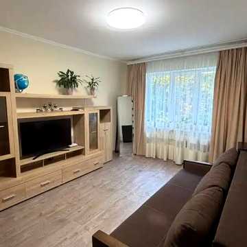 Продам 3-кімнатну квартиру, Сокіл