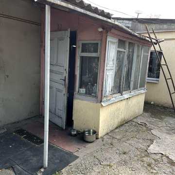 продам частину будинка