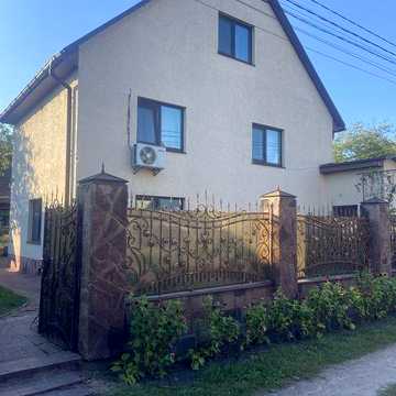 Продаж 3-поверхового будинку 169.4 м² біля Дніпра, Оболонський район, Ст «Фронтовик»