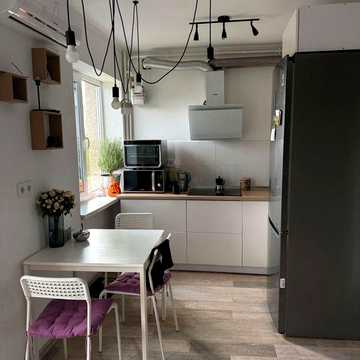 Продаж 1 кімнатної квартири з ремонтом, в. Романа Шухевича