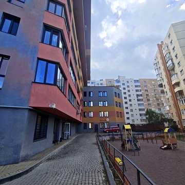 Терміновий продаж 2к квартири у Львові по вул Підголоско