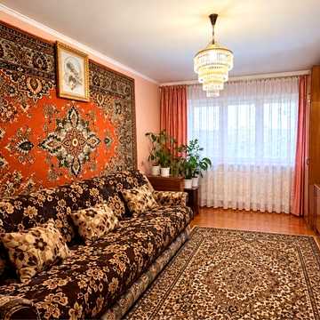 Продаж 2-х кіинатної по вул.Довга з індивідуальним опаленням.