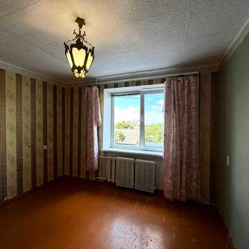 Продаж власної 2к квартири Крушельницької 44