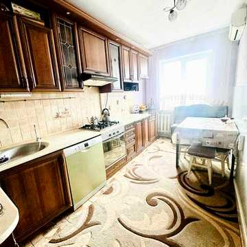 Продаж 3-кімнатної квартири з ремонтом на Сихові, Львів!
