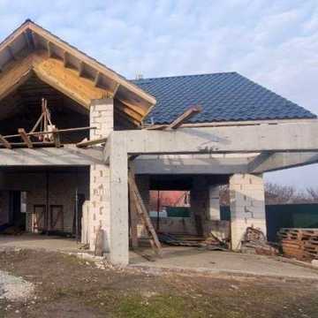 Сучасний проєкт з двома світлами