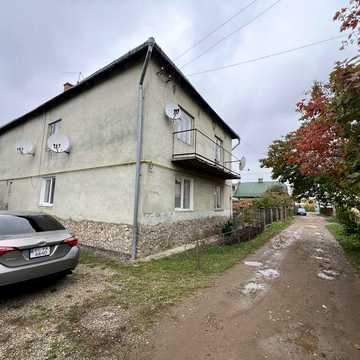 Продається 2х кімн квартира по вул. Трускавецькій під Ремонт