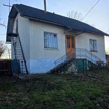 Продам  домоволодіння на хуторі! Для тих хто любить жити віокиемлено!