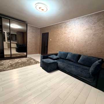 None 78000.0 USD