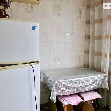 Довгострокова оренда 1к Квартира Сінна (Добровольського) вулиця