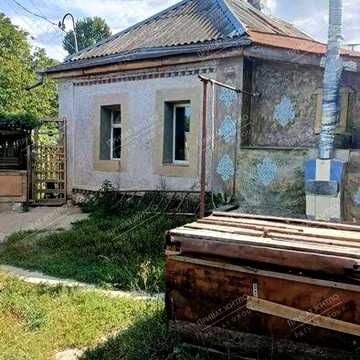 Окремий будинок зі зручностями у Вакуленцях