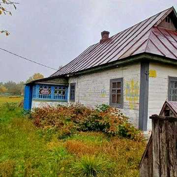 Будинок у центрі села - стан житловий, потребує ремонту