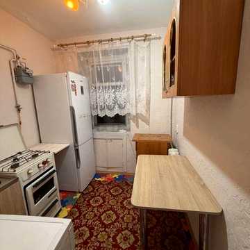 Продам 1 комнатную квартиру Левый берег - центр
