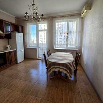 Заголовок: Просторная 3-к квартира 87 м² у ЖК «Консоль» | вул. Пішонівська | Центр / Новий Ринок ЖК Консоль