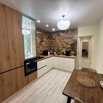 Продаж 3 кімнатної квартири 96 м2 Індив. опалення Новобудова. Поділ №17508