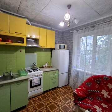 Сдам на длительно 1к квартиру на Парусной  .