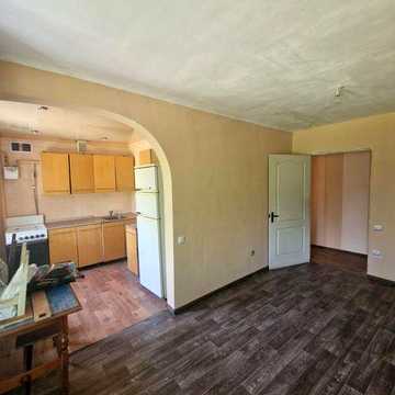 Продам 2-х комнатную квартиру на 173 кв.(ул.Эдуарда Фукса).Собственник.