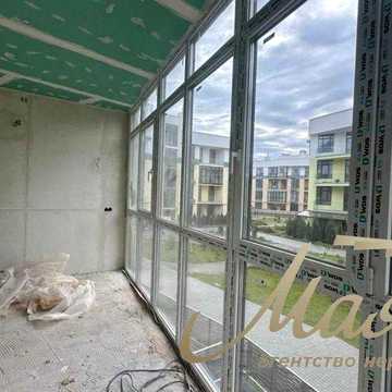 Продаж 2-кімнатної квартири з частковим ремонтом 68 м² ЖК Італійський квартал, Оболонський район ЖК Итальянский квартал