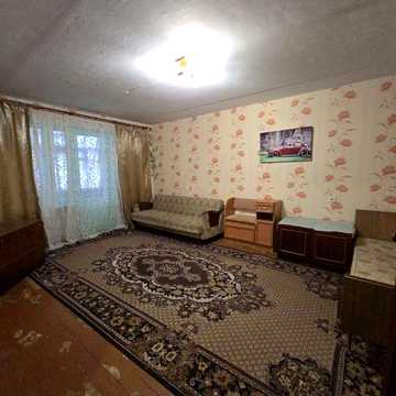 1 кімнатна чешка на зручном 2 поверху Сергія Колачевського, 158