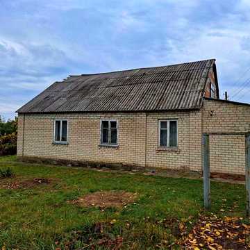 Продам будинок у м. Люботин. 120 м2