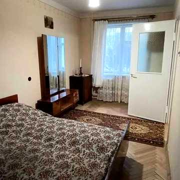 Оренда 2 кім квартири, вул Медової Печери