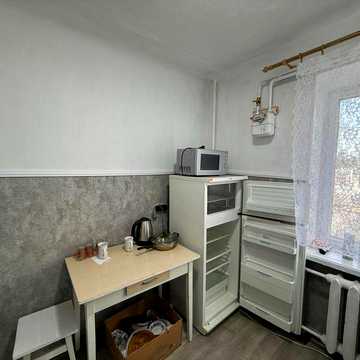 Продаж 1 км. кв. вул. Радистів 4(набережна Воронцова)