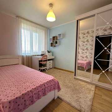 Продам 3 комнатную квартиру Тополь 1